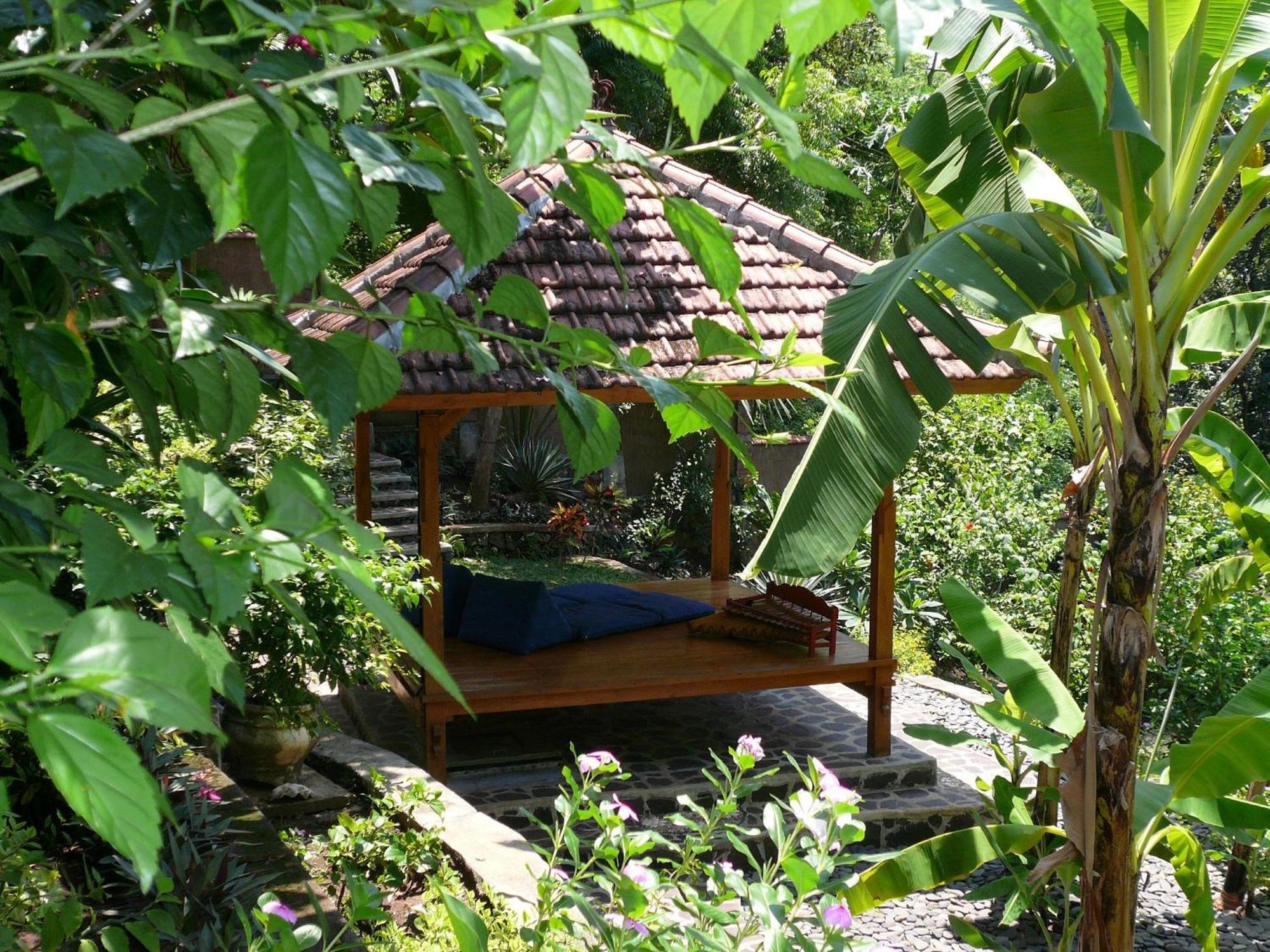 Sananda Bungalow لوفينا المظهر الخارجي الصورة