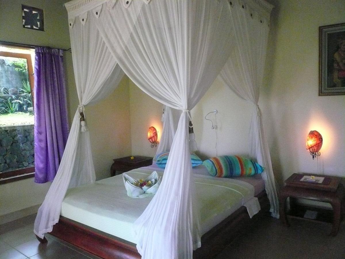 Sananda Bungalow لوفينا الغرفة الصورة
